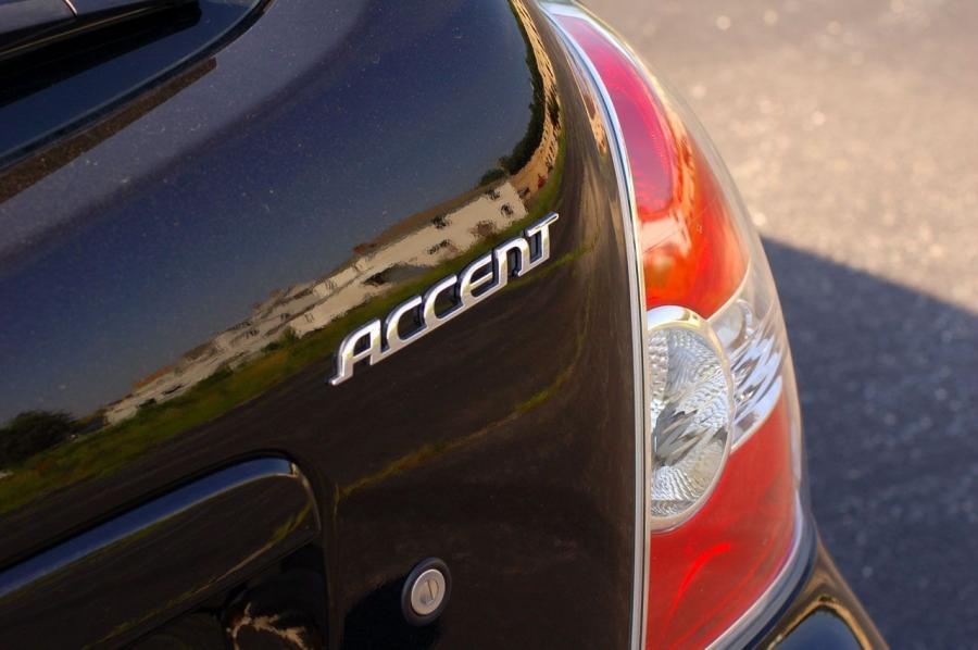  Hyundai Accent SE 2008 года  (фото 36 из 37)